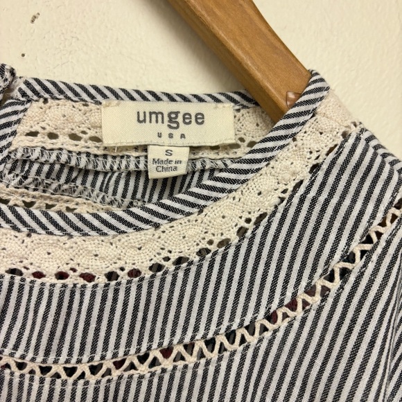 Bungee Floral Embroidered Babydoll Dress - Picture 9 of 12